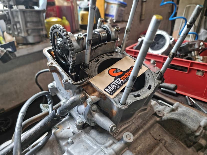 Cylinder Honda TRX 650 Silnik wał kartery części tłok głowica wałek