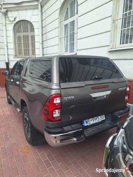 Toyota Hilux automat 2023 Diesel 2,8