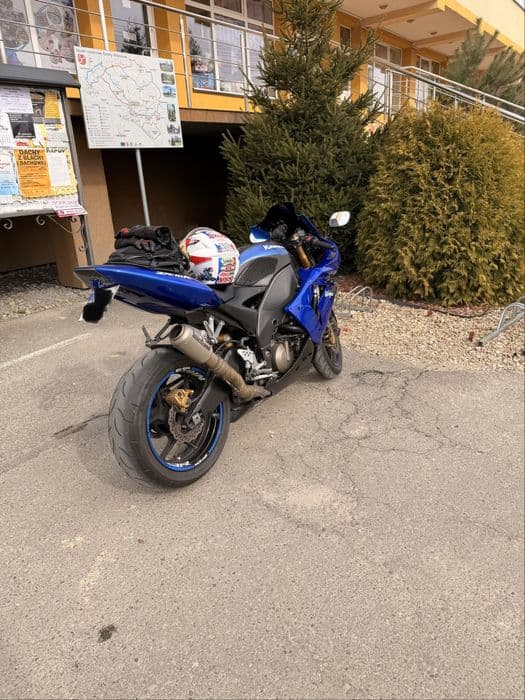 Kawasaki zx10r 2005r