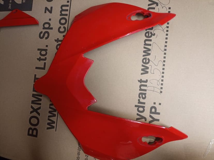 Honda VFR 800 części karoserii 14+