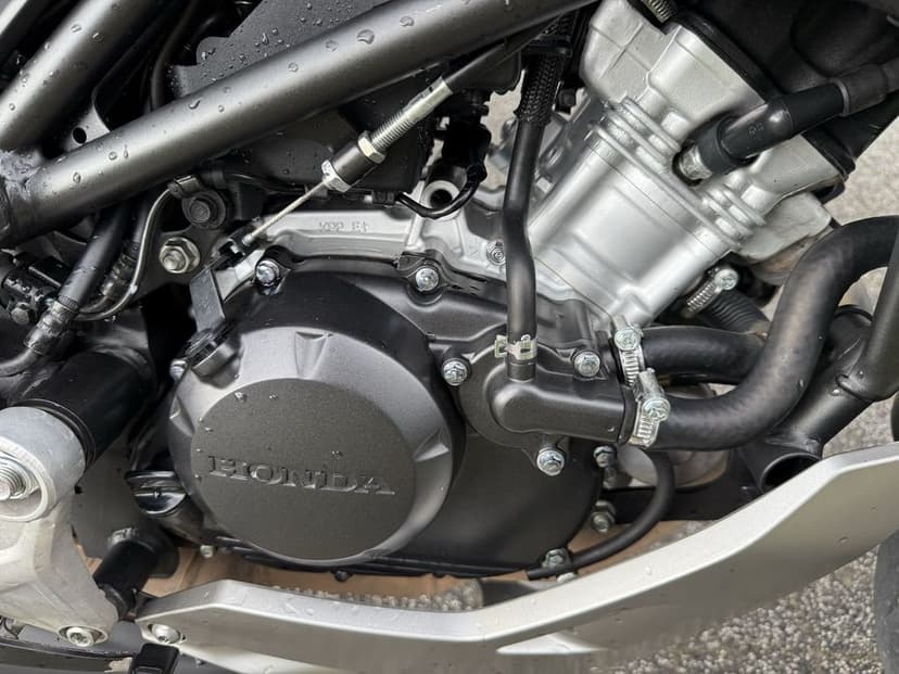 Honda cb125R zadbana