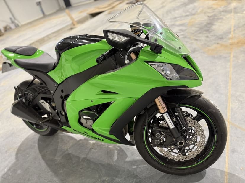 Kawasaki ZX-10R 2012 gotowy do jazdy , po serwisie , pelny oryginał
