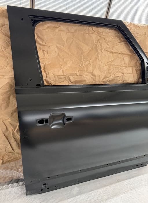 Land Rover Defender II L663 drzwi przód przednie prawe wersja 3 DRZWI