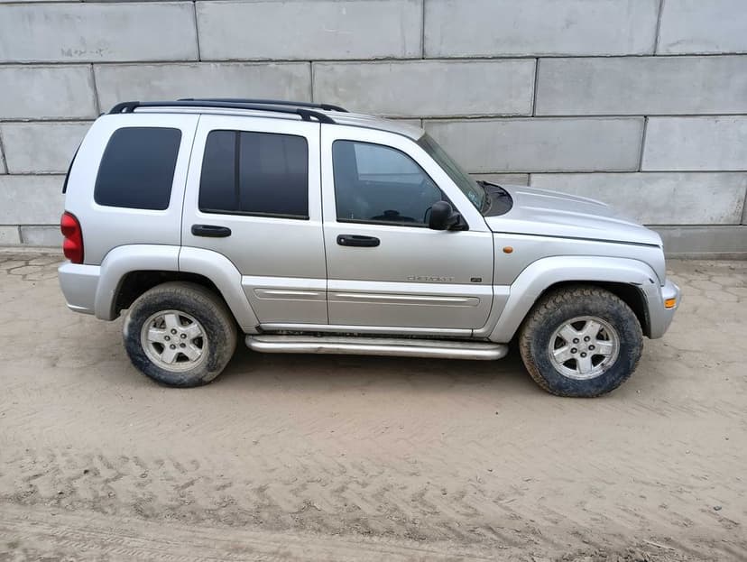 Jeep Cherokee Limited CRD - Auto na części