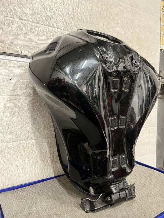 Zbiornik paliwa bak kawasaki z 1000