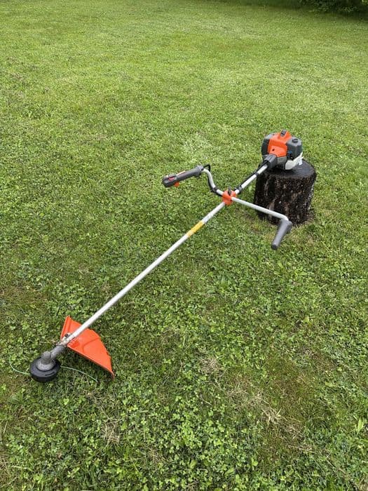 Kosa spalinowa HUSQVARNA 323 R II