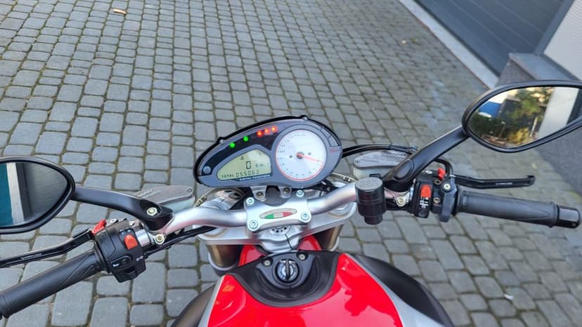 MV Agusta Brutale 910 bezwypadkowa po serwisie