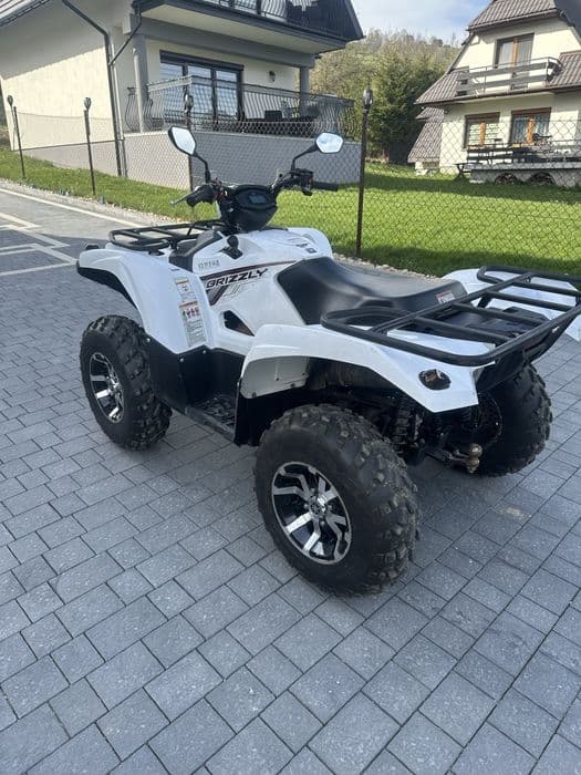 Yamaha Grizzly 700 z 2017 super stan +pług i kufer