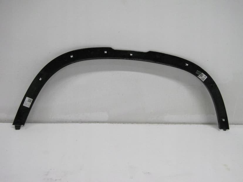 LISTWA BŁOTNIKA LEWA PRZEDNIA LAND ROVER DEFENDER L8B216A075BB