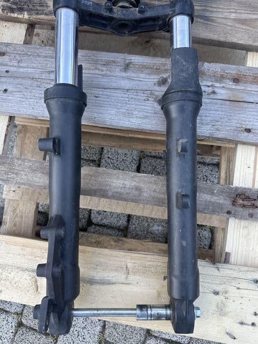 Zawieszenie lagi zawias Kawasaki Ninja 125