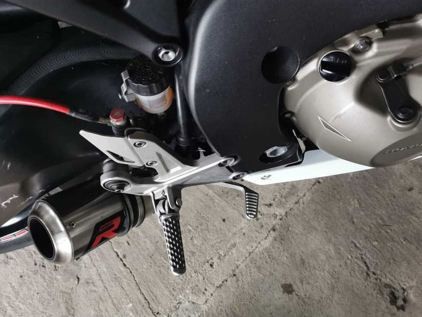 Cbr 1000rr sc59 2008rp repsol doinwestowany 35tys przebieg