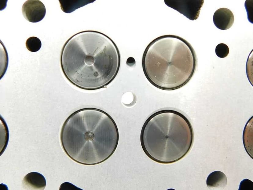 Głowica splanowana Nissan Navara D22 2.5 DI Pick UP 133KM