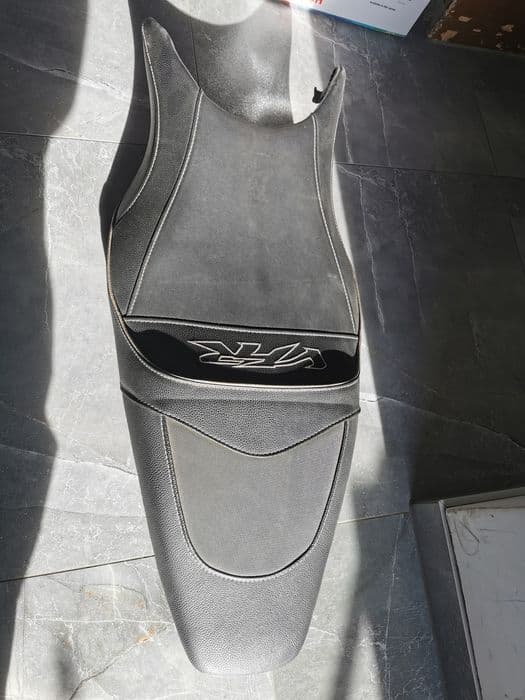 Kanapa siedzenie obszyte Honda VFR 800 Vtec