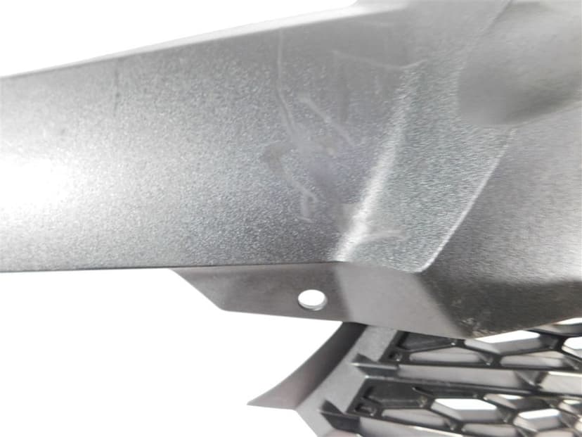 PLASTIK PRZÓD GRIL ATRAPA HONDA TRX 500 FOREMAN 81170-HR4-A200