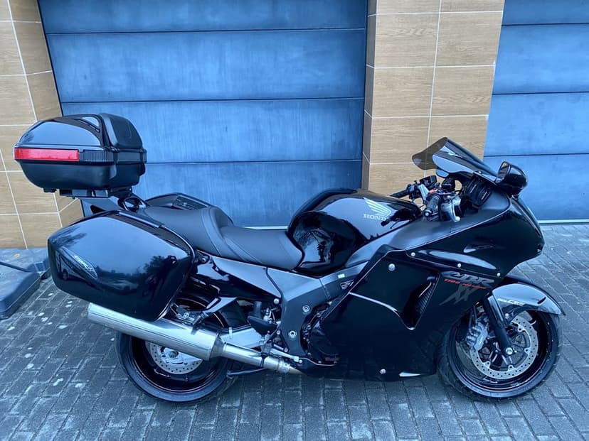 Honda cbr 1100 xx blackbird  zadbany !!!
