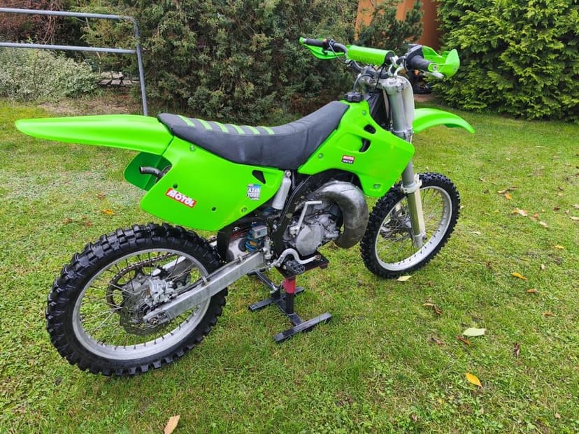 Kawasaki KX 125 2T Handbary YZ CR SX RM