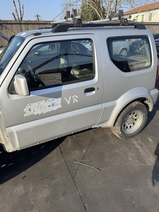 Suzuki jimny 1.5 ddis silnik most rama części