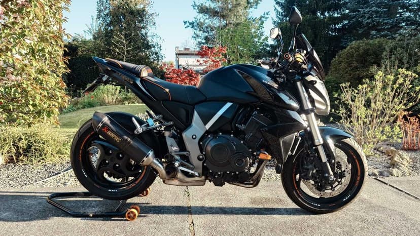 Honda cb1000r Abs 2010r Bogate wyposażenie Akrapowich
