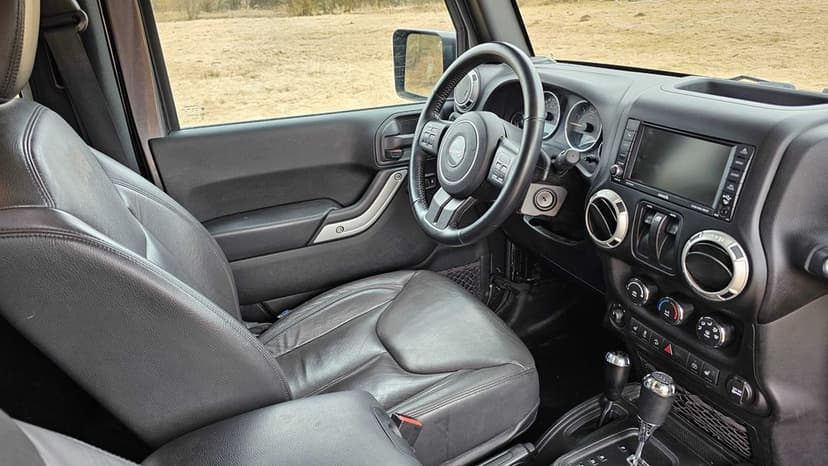 Jeep Wrangler Sahara 3.6 JK V6 4x4 Rubicon automat Bronco