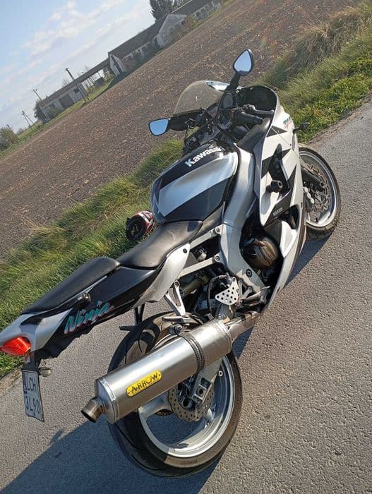 Sprzedam Kawasaki ZX6R