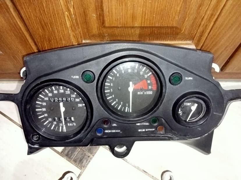 Reflektor licznik honda CBR 600