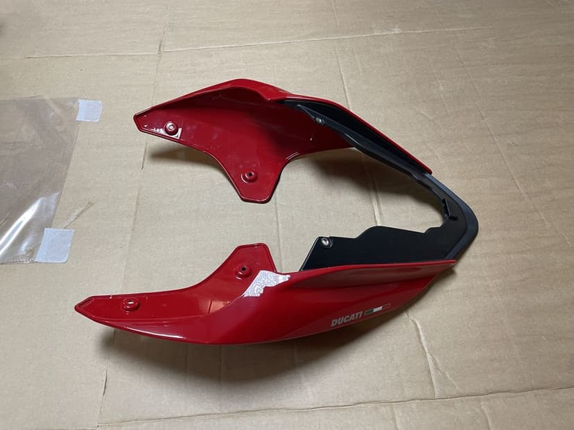 Ogon owiewka Ducati Panigale V4