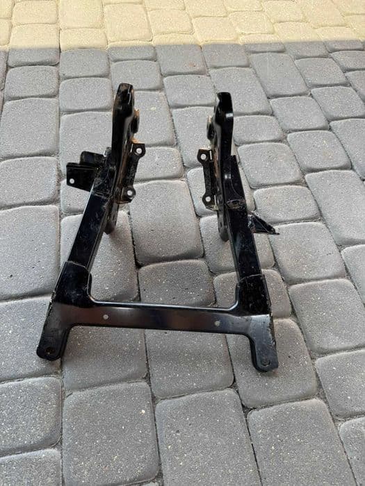 wspornik stelaz ram tyl mocowanie BRP can am can-am outlander renegade