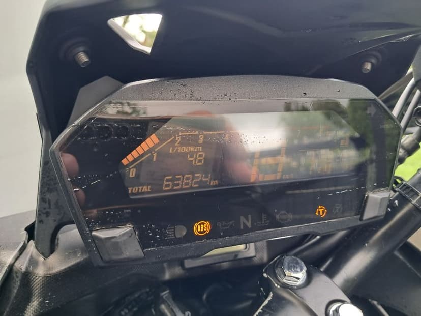 Honda NC750X - uszkodzony