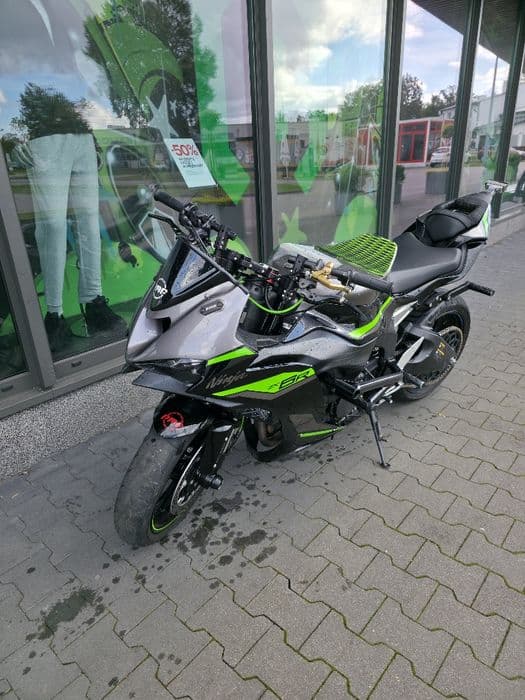 Kawasaki zx6r 2024 stunt