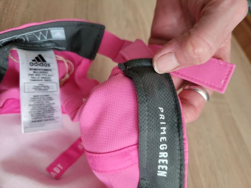 Czapka  różowa Adidas  Nowa bez metki