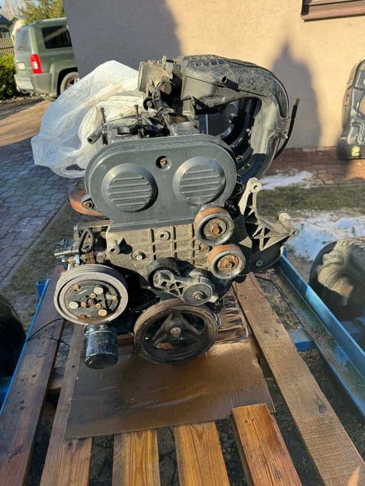 Silnik Jeep Cherokee liberty 2,4 benzyna