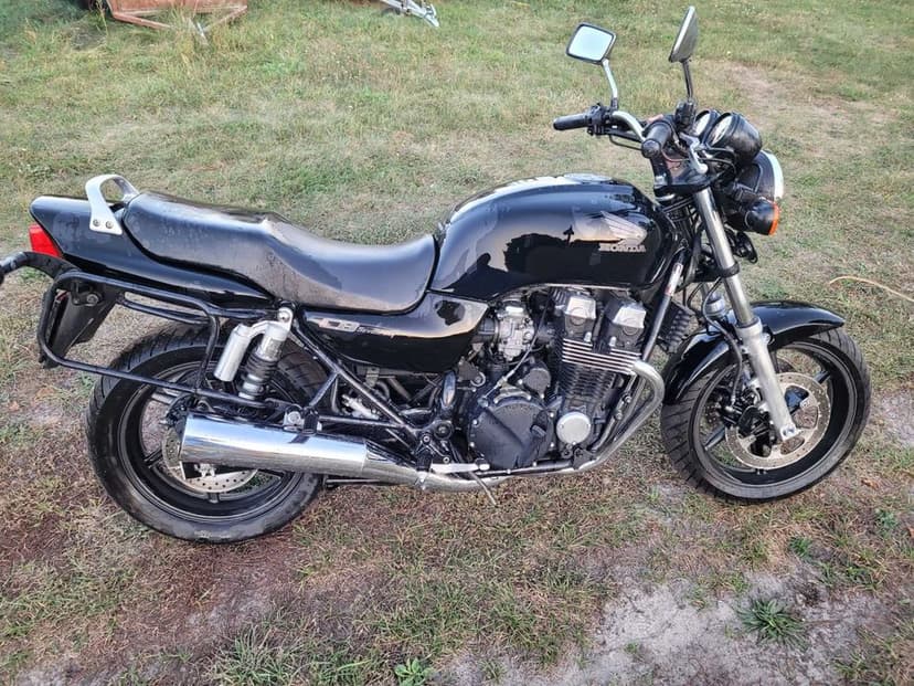 Honda CB750 Seven Fifty