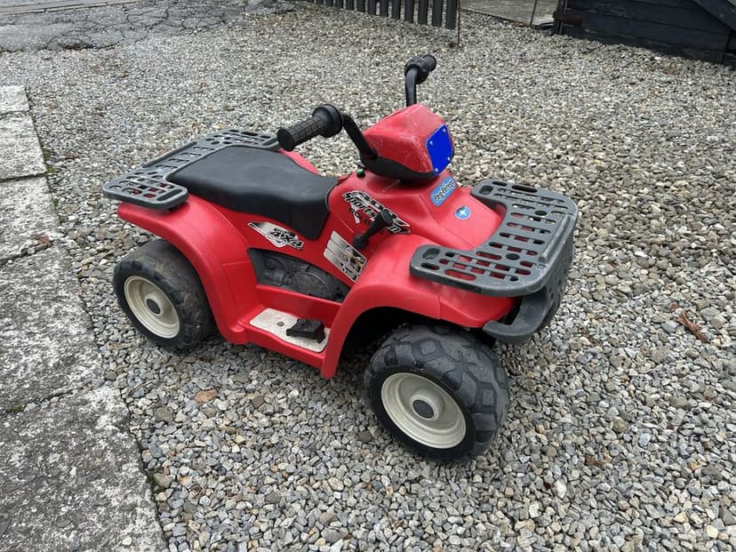 Peg perego polaris sportsman 400
