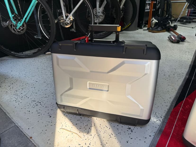 Kufry BMW Vario R1250GS, R120GS, F850GS stan idealny (lewy i prawy)