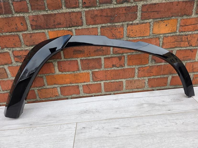 listwa błotnika tył lewa land rover defender l663 ii l8b2-290e23-bb