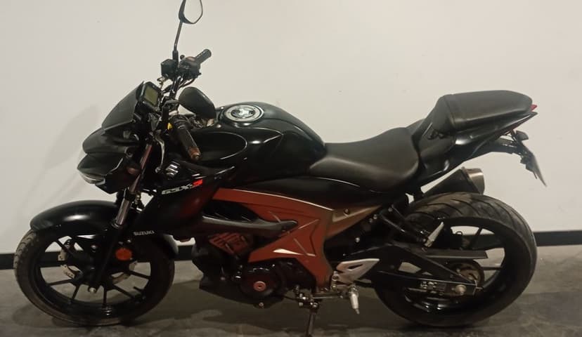 Suzuki GSX-S  125  2018 rok, przebieg 21500