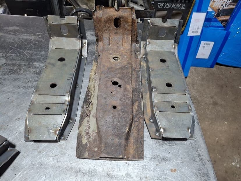 Reperaturki mocowania karoserii Nissan patrol gr y61 reperaturka