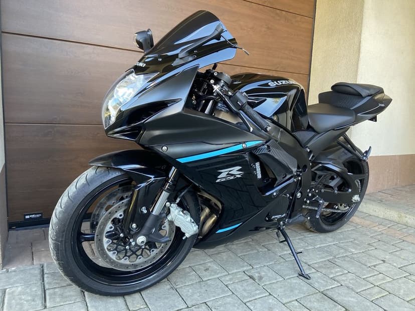 Suzuki GSX-R 600 * 2024 * lekko uszkodzony 3900 km