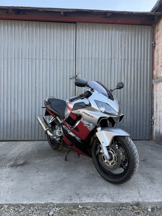 Honda CBR 600 f4i