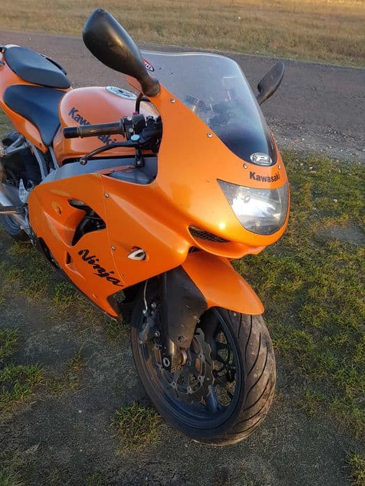 Kawasaki Ninja ZX-9R 900