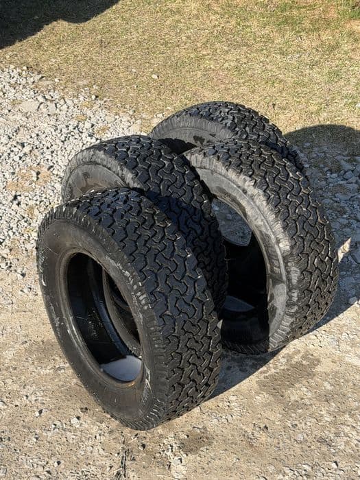 Opony AT 205/75/15 jimny samurai