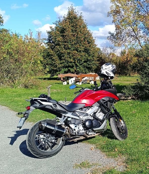 Honda VFR 800 X -- REZERWACJA !