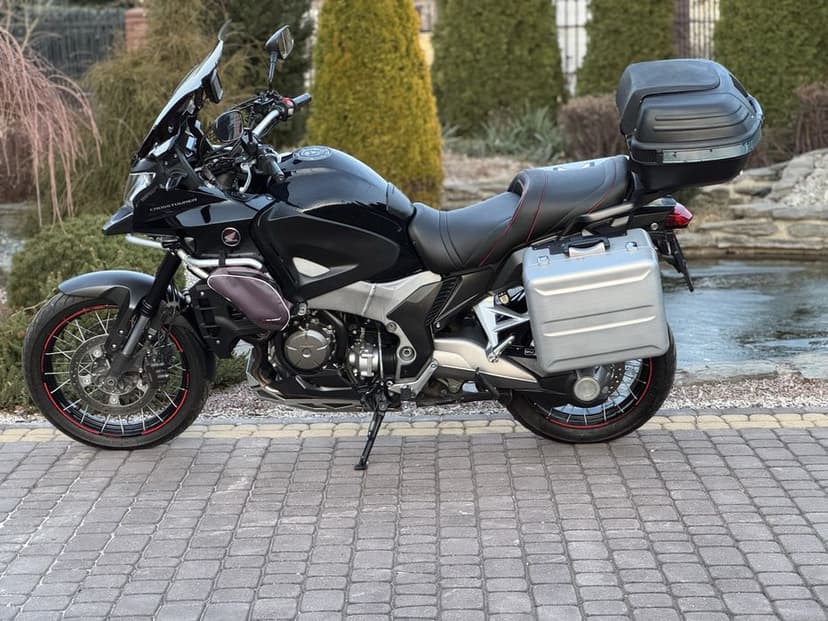 HONDA VFR 1200 Croostourrer 3 Kufry Maly Przebieg