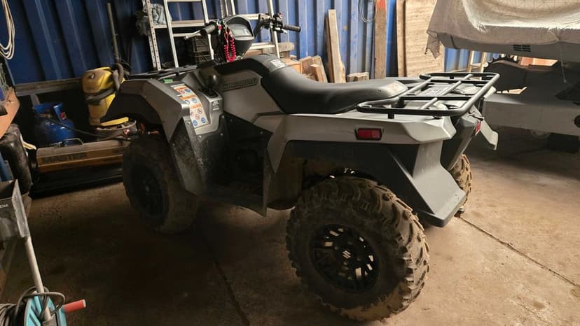 2021 rok Suzuki Kingquad 500 AXI quad przeprawowy