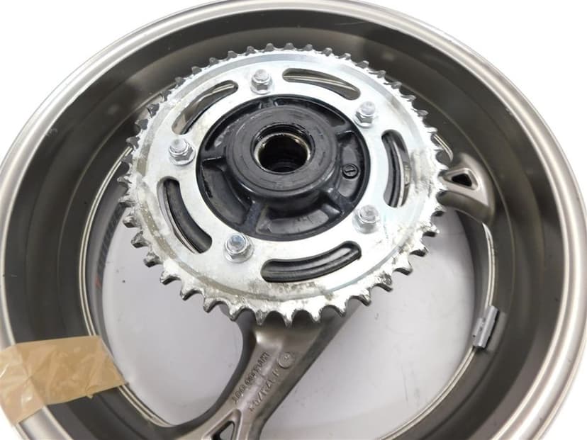 FELGA KOŁO TYŁ SUZUKI GSX 1300R HAYABUSA 08-20 6411115H01019