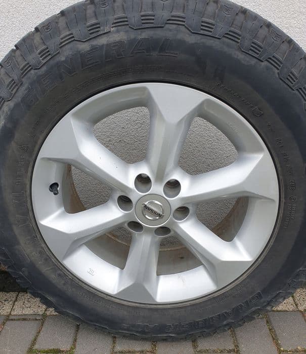 nissan navara d40 koła opony 17 komplet