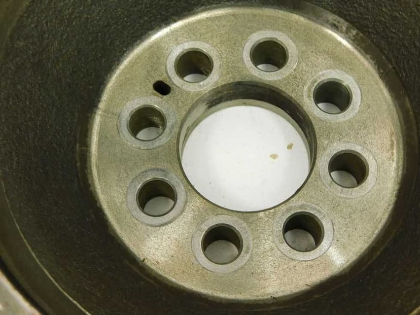 Koło zamachowe wieniec Nissan Navara D22 2.5 DI kpl Pick UP