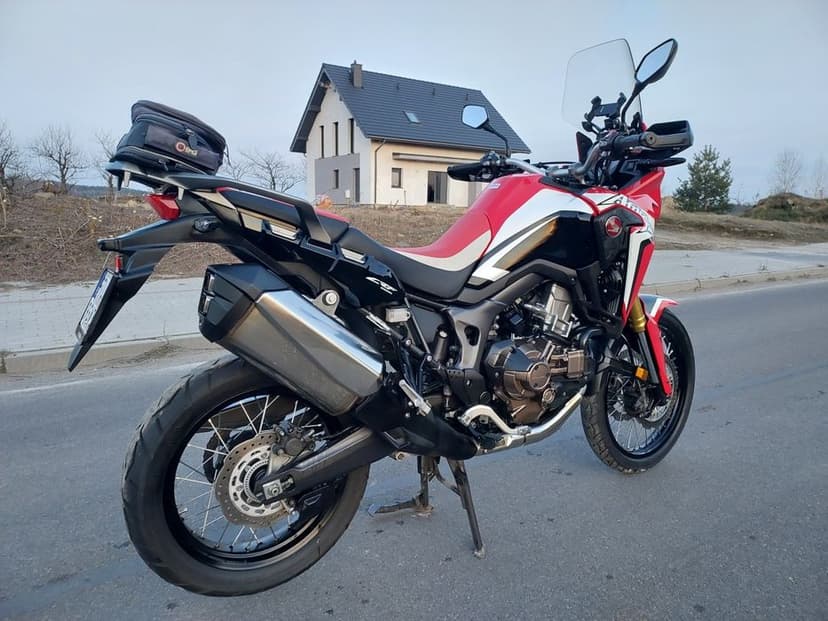 Honda CRF 1000 africa twin DTC piękny stan oryginał bezwypadkowy