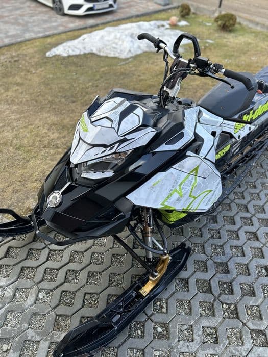 SkiDoo Summit 850 - 2017 rok Skuter śniezny