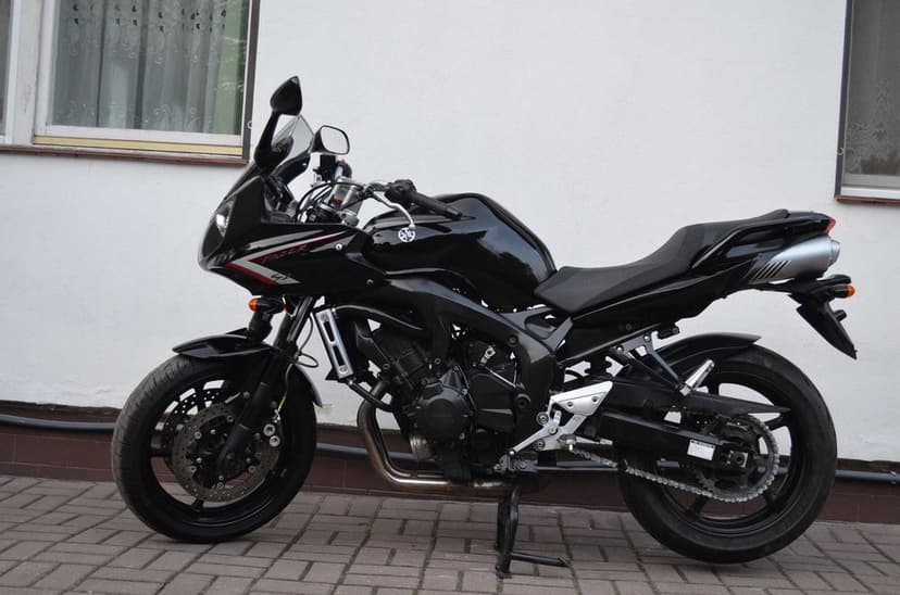 YAMAHA FZ6 Fazer 600 S2 2009